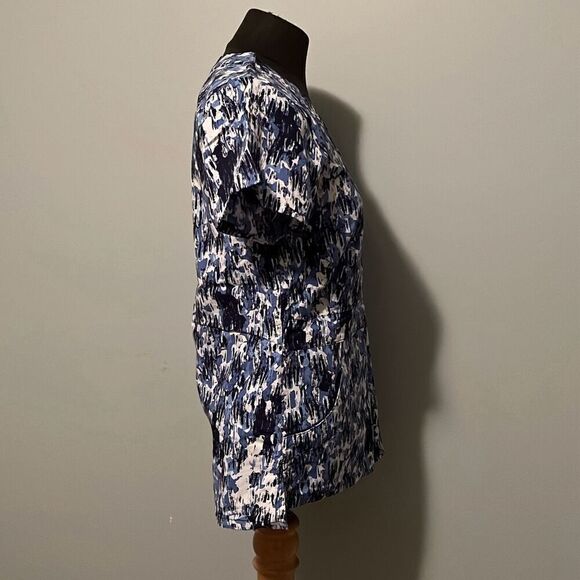 Nurse Mates Women's Blue Abstract Printed Short Sleeve Scrub Top - Picture 7 of 10